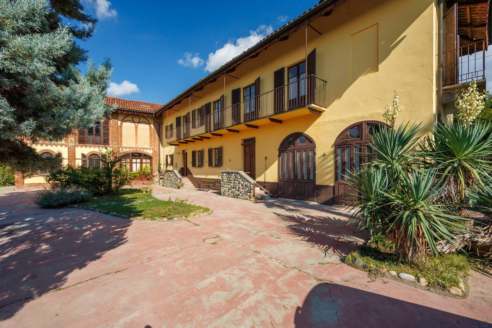 Villa in vendita a Castelnuovo Don Bosco