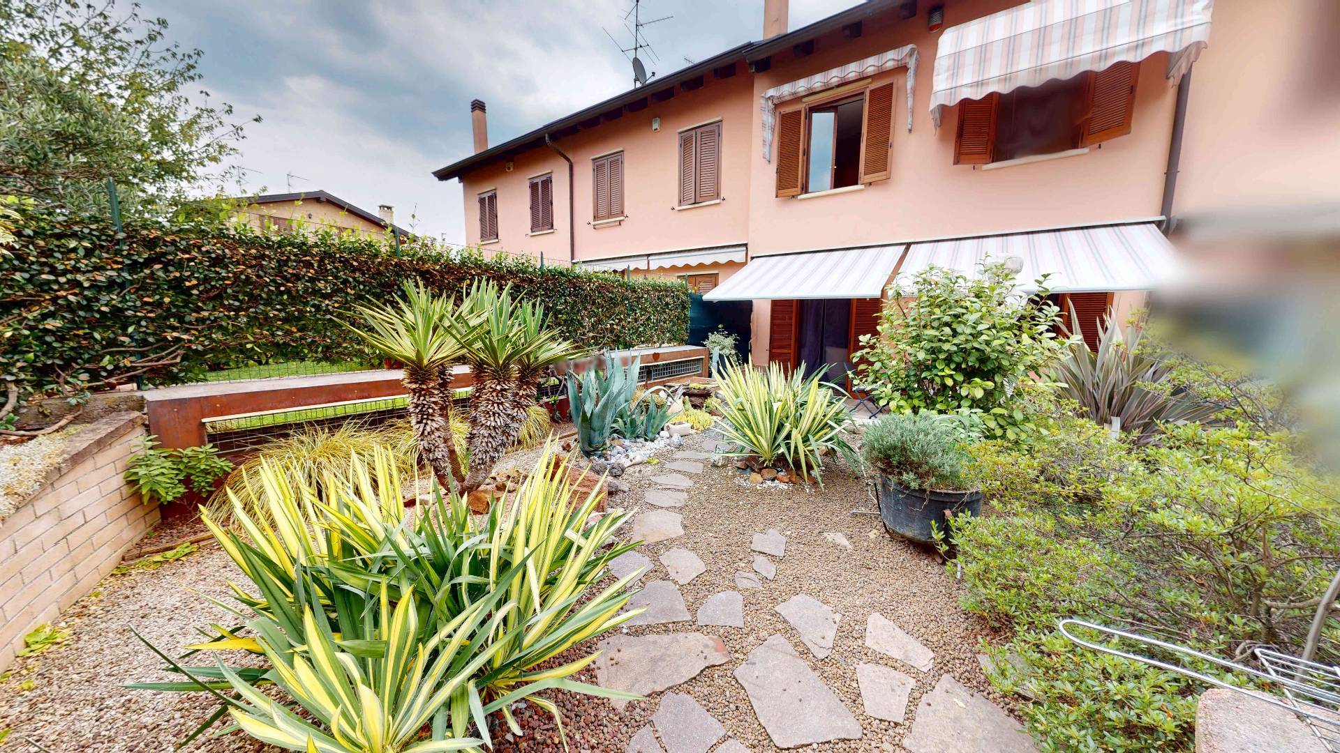 Villa in vendita a Gornate-Olona