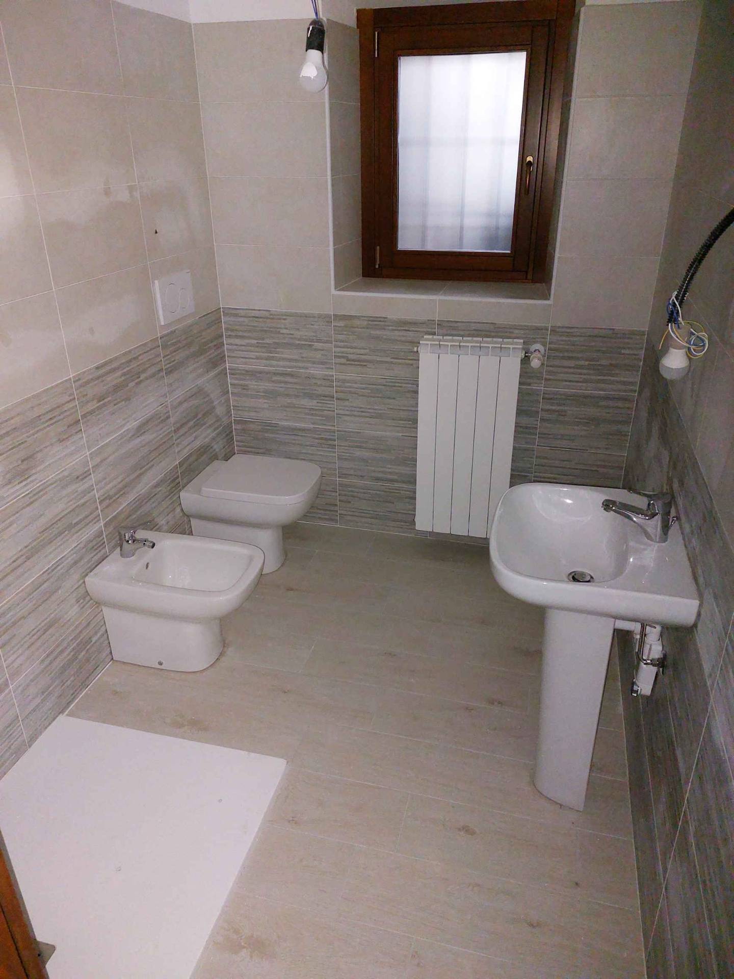 Appartamento in vendita a Lonate Ceppino, CENTRO