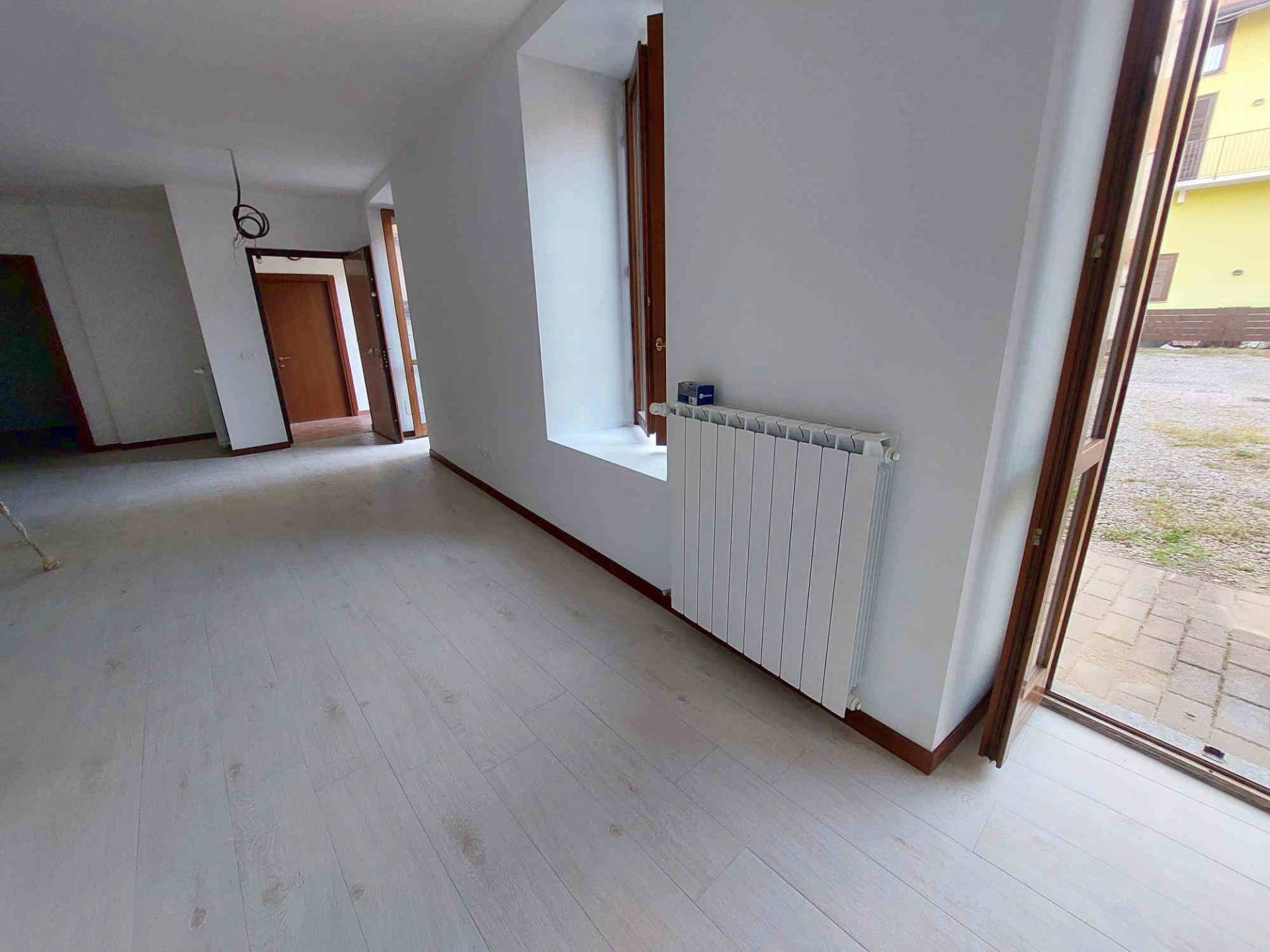 Appartamento in vendita a Lonate Ceppino, CENTRO