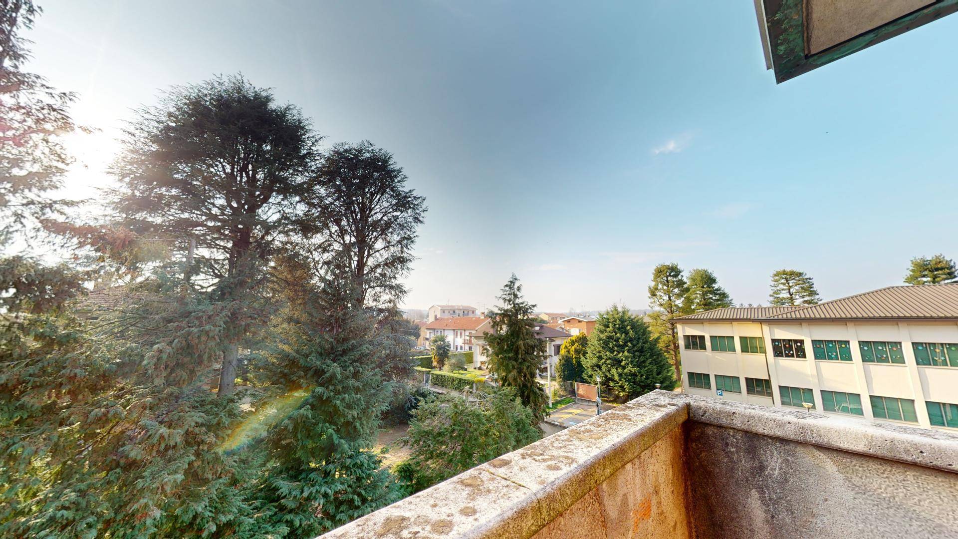 Appartamento in vendita a Lonate Ceppino, CENTRO