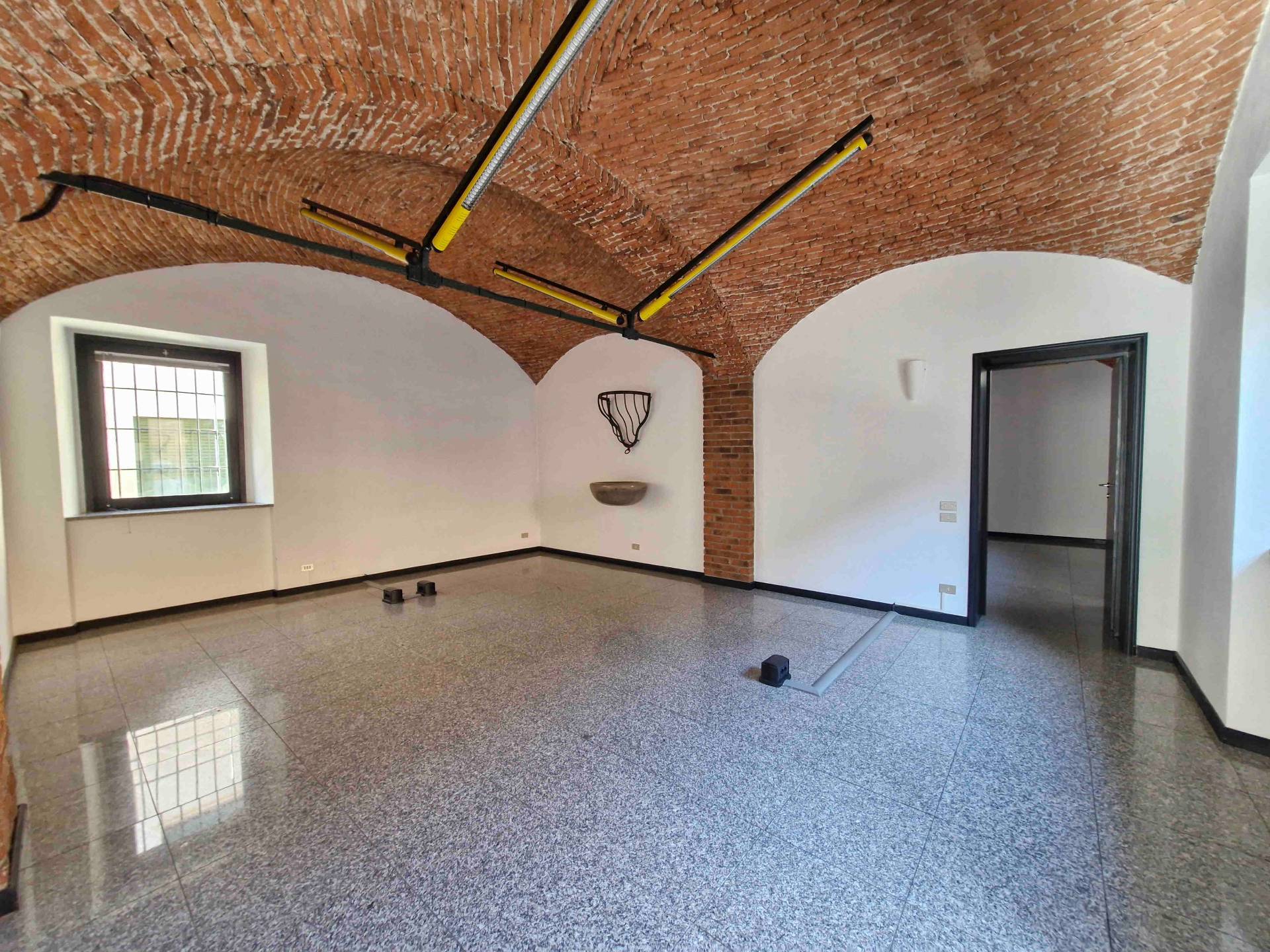 Studio/Ufficio in affitto a Tradate, CENTRO