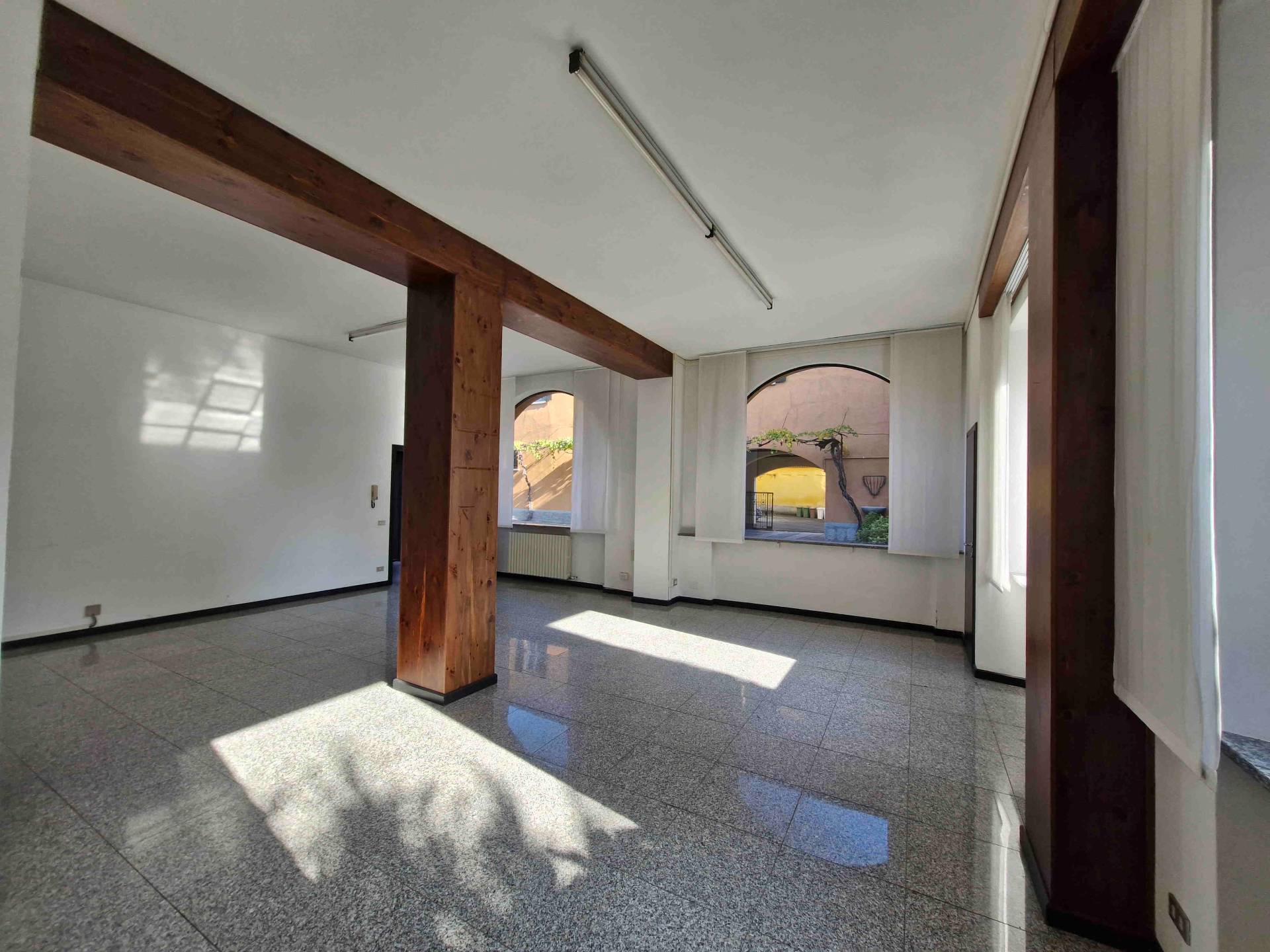 Studio/Ufficio in affitto a Tradate, CENTRO