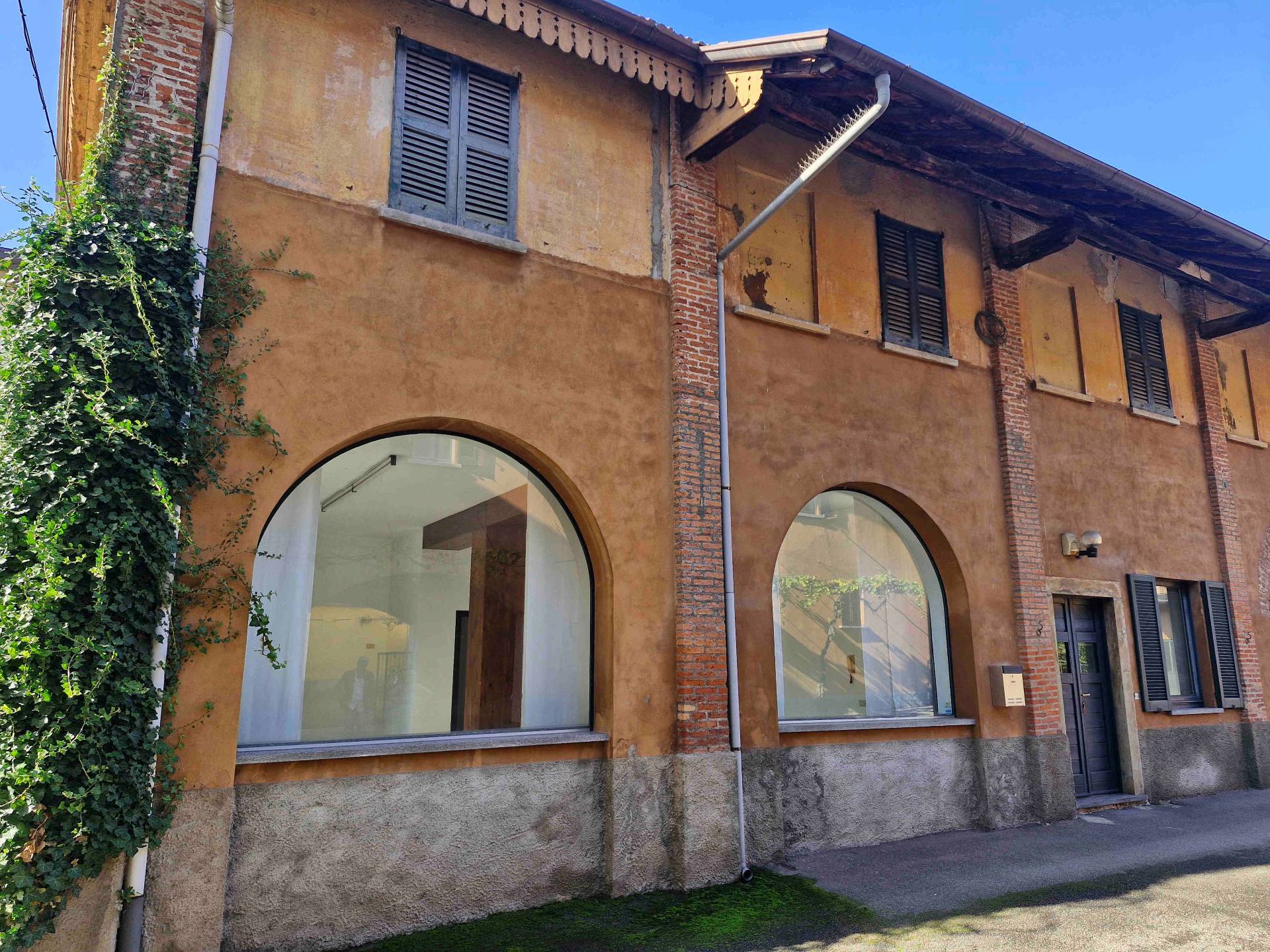 Studio/Ufficio in affitto a Tradate, CENTRO