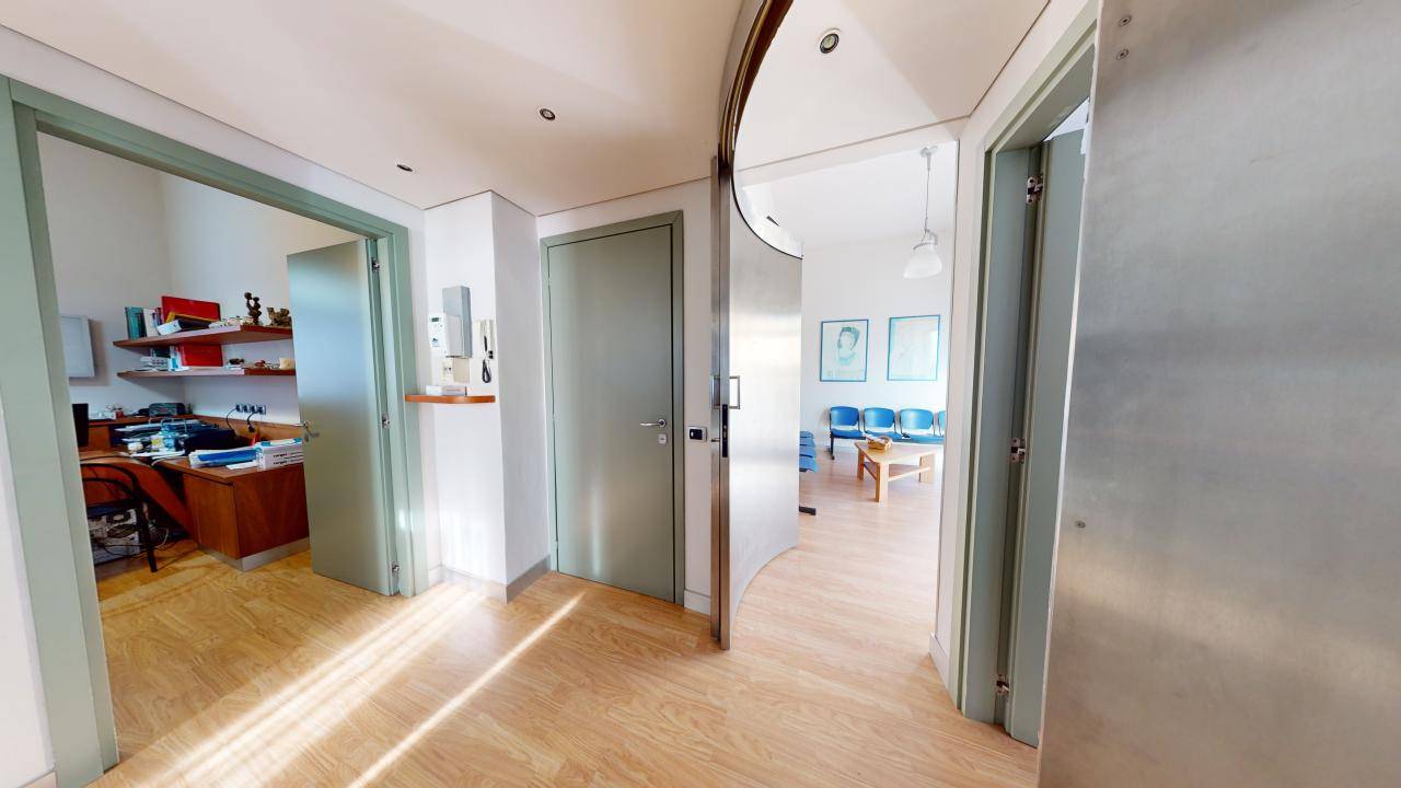 Studio/Ufficio in vendita a Lonate Ceppino