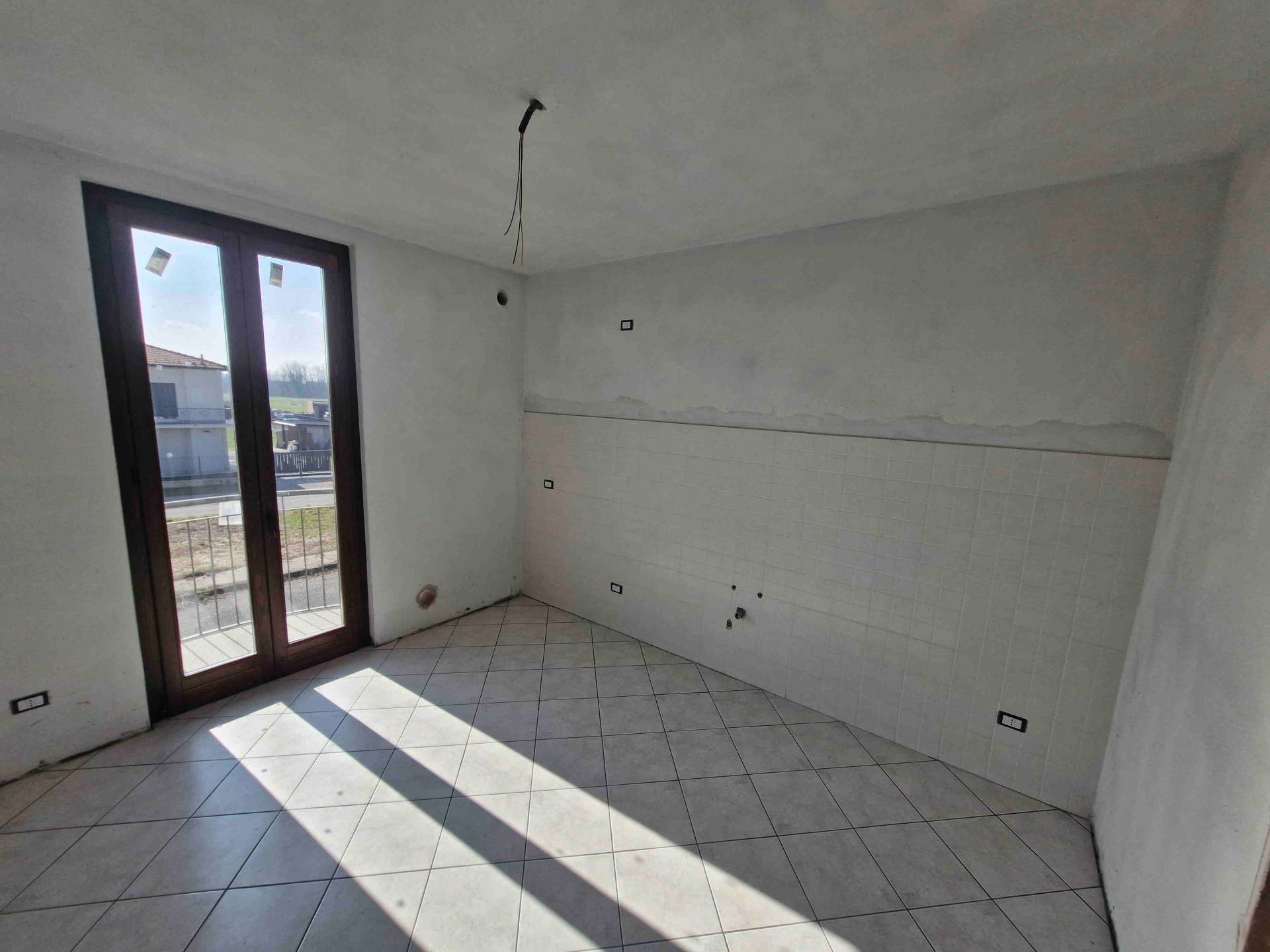 Appartamento in vendita a Tradate