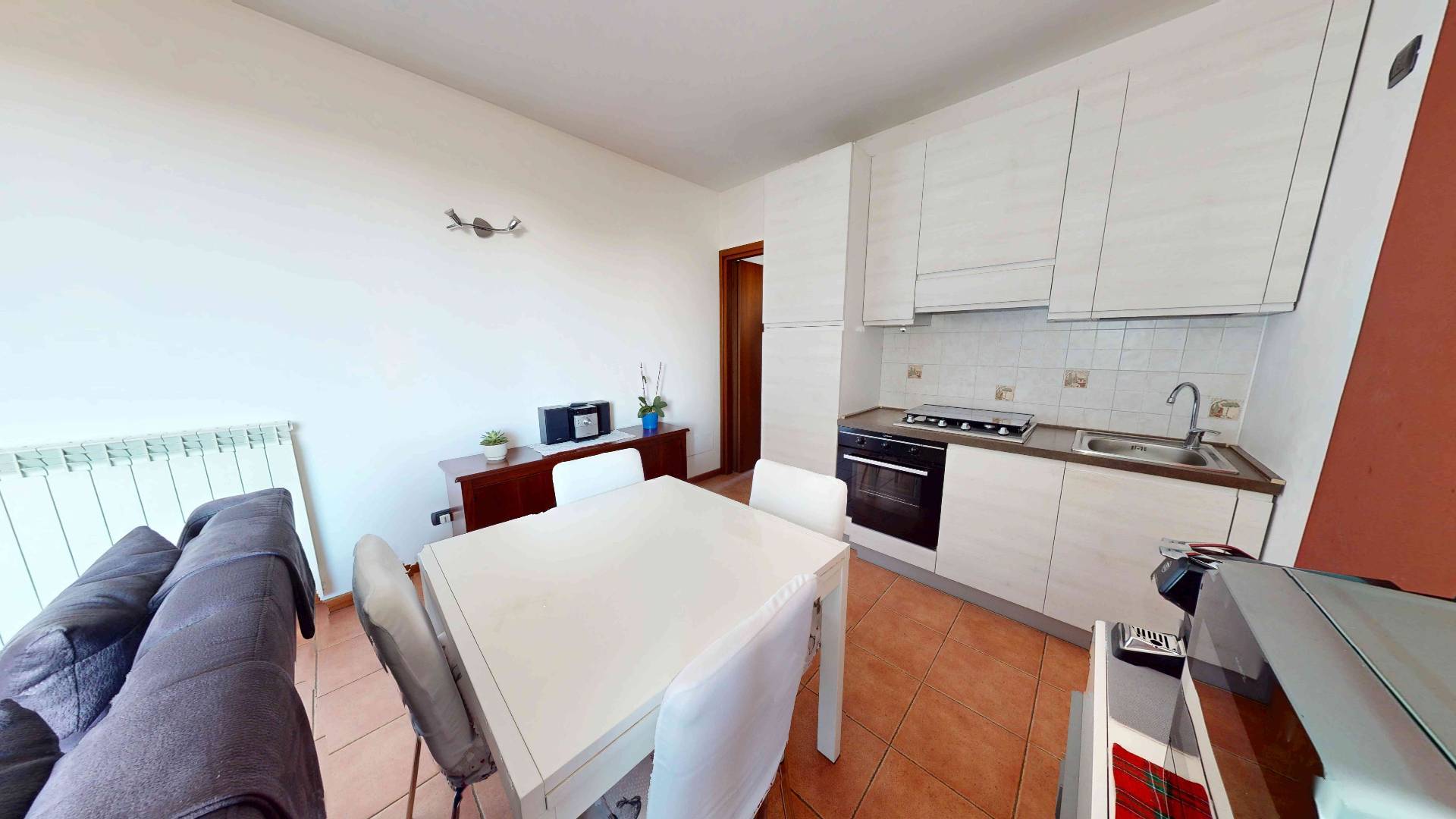 Appartamento in vendita a Tradate, CENTRO