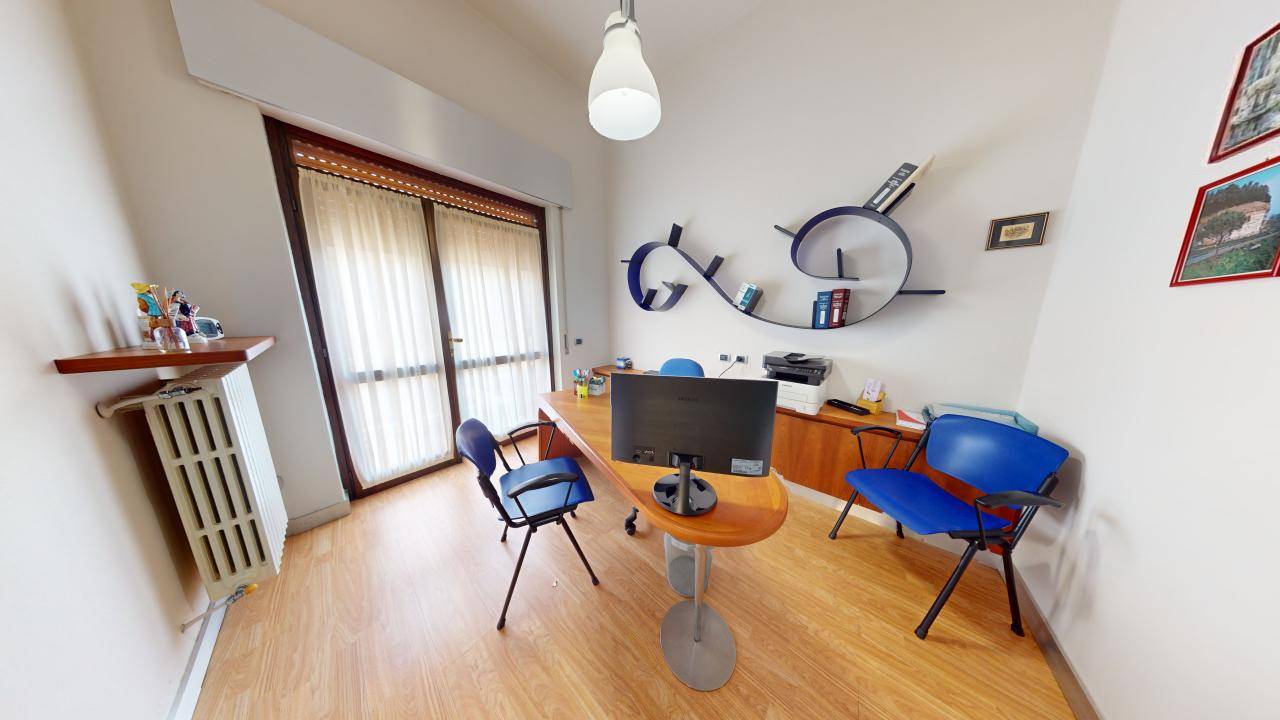 Studio/Ufficio in vendita a Lonate Ceppino