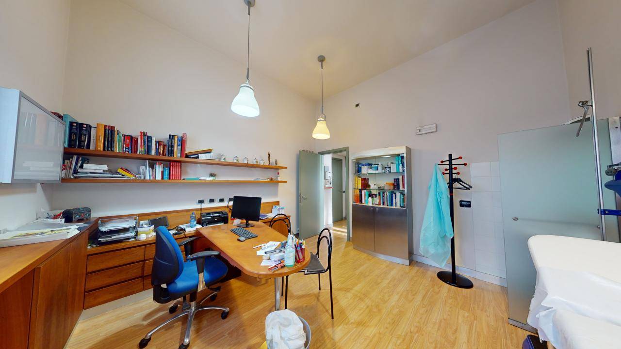 Studio/Ufficio in vendita a Lonate Ceppino