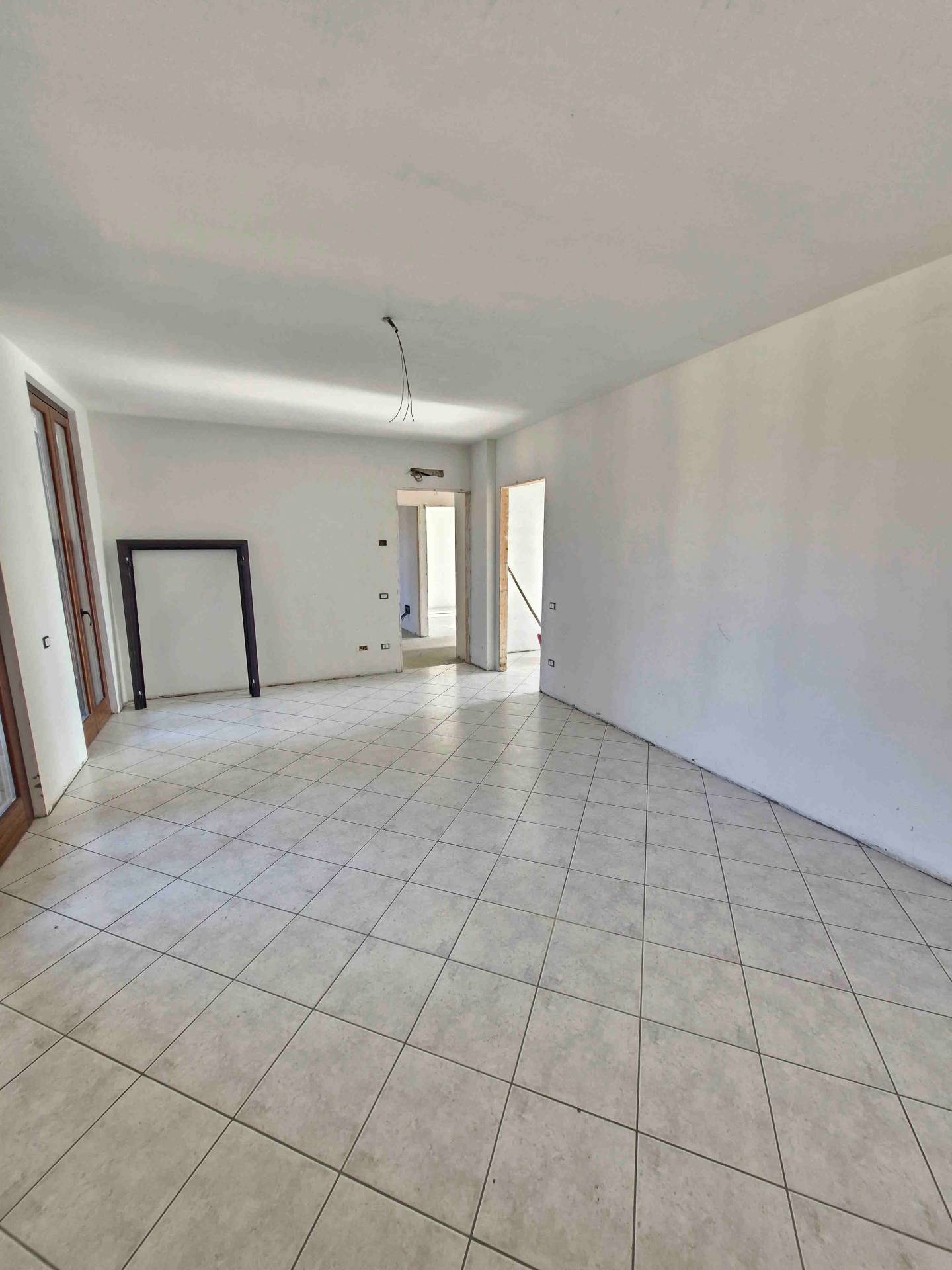 Appartamento in vendita a Tradate