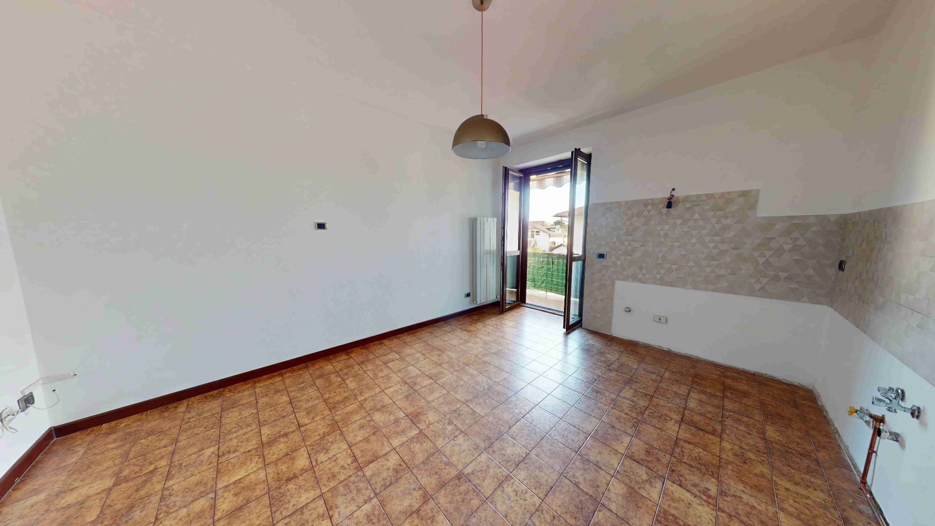 Appartamento in vendita a Tradate, ABBIATE GUAZZONE