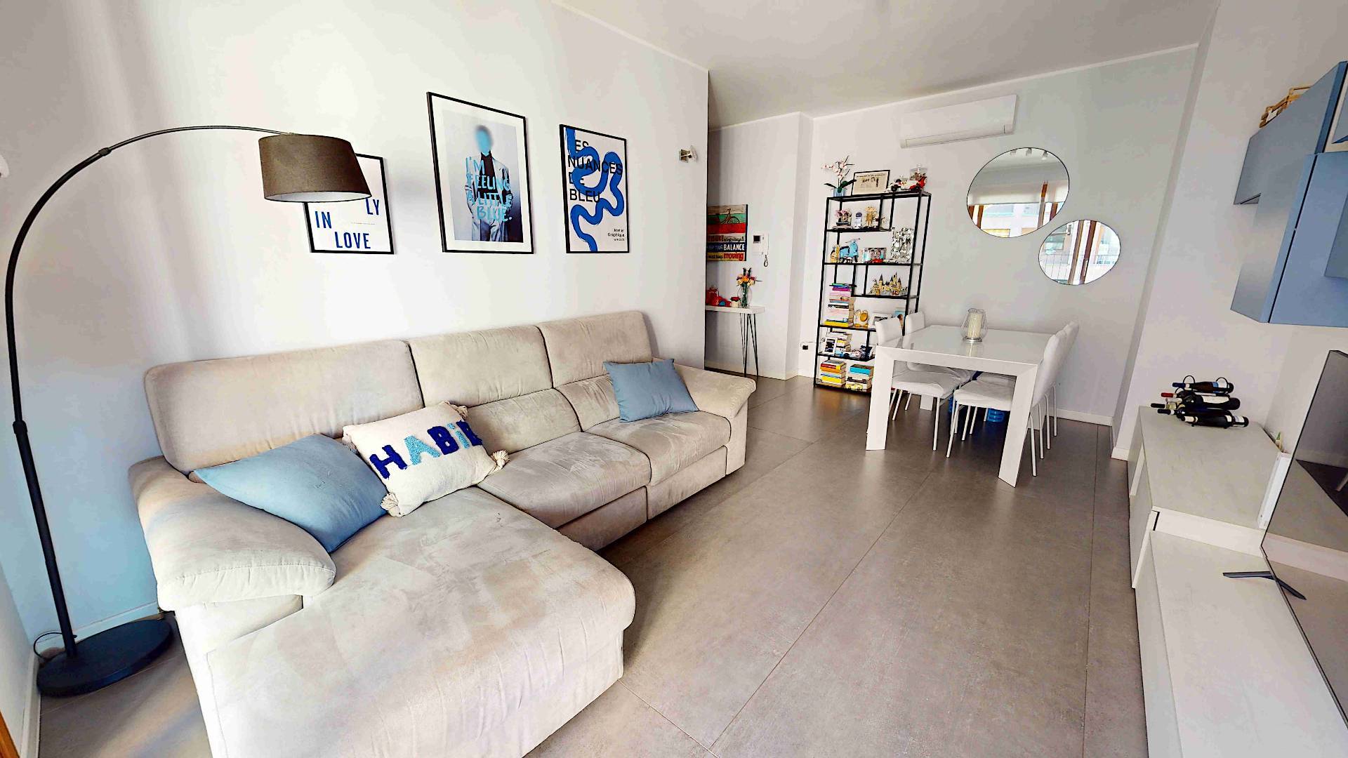 Appartamento in vendita a Tradate, STAZIONE FNM