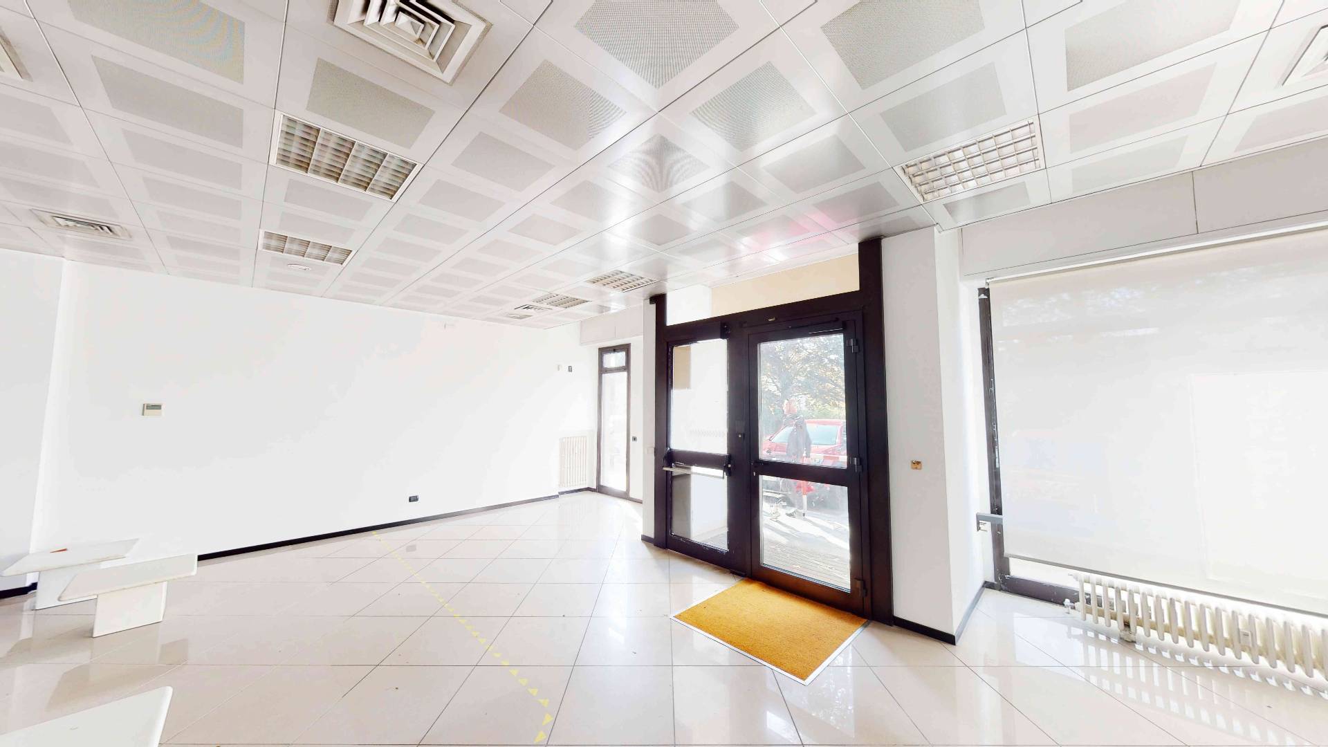 Locale commerciale in vendita a Castiglione Olona