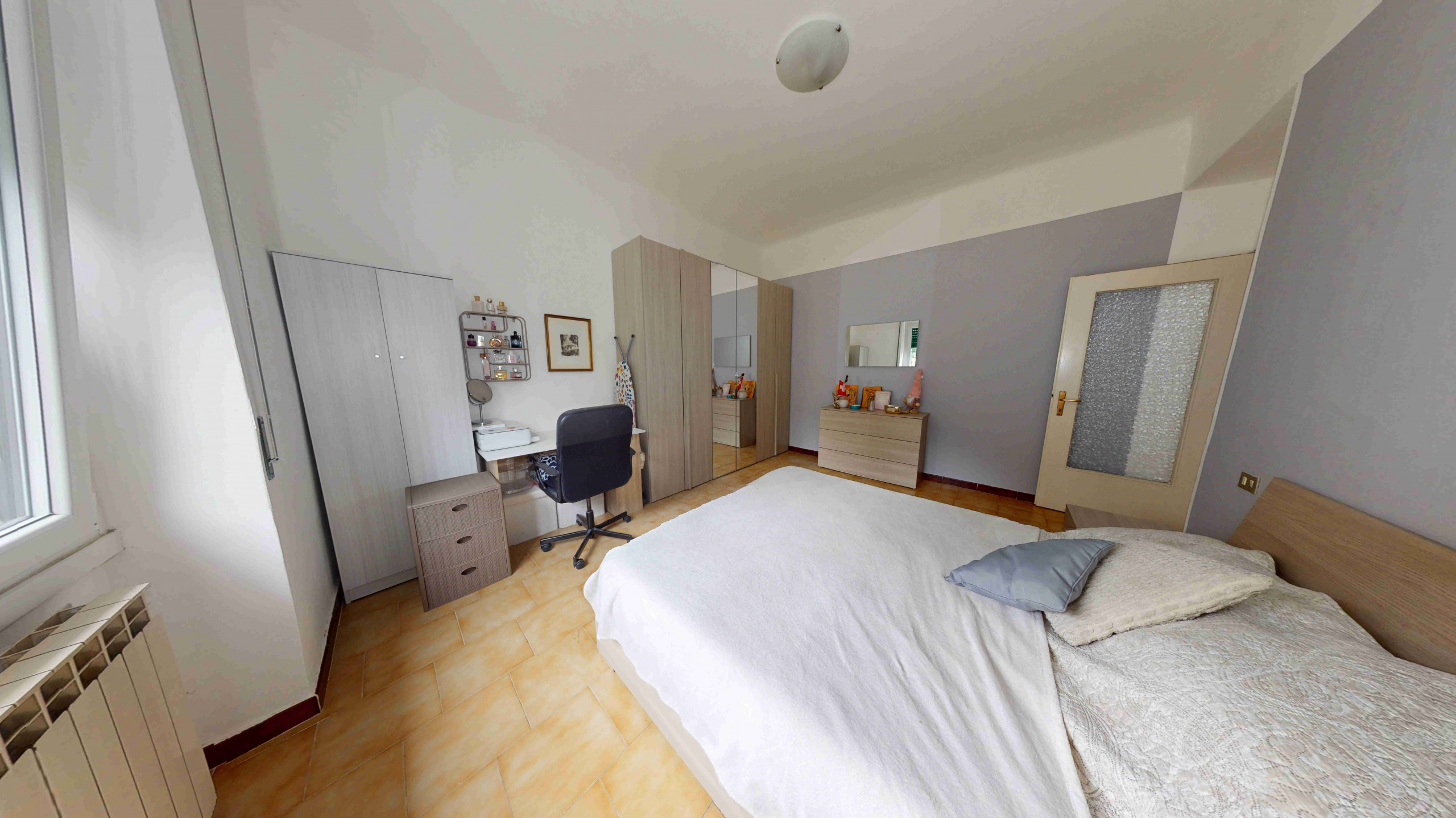 Appartamento in vendita a Locate Varesino