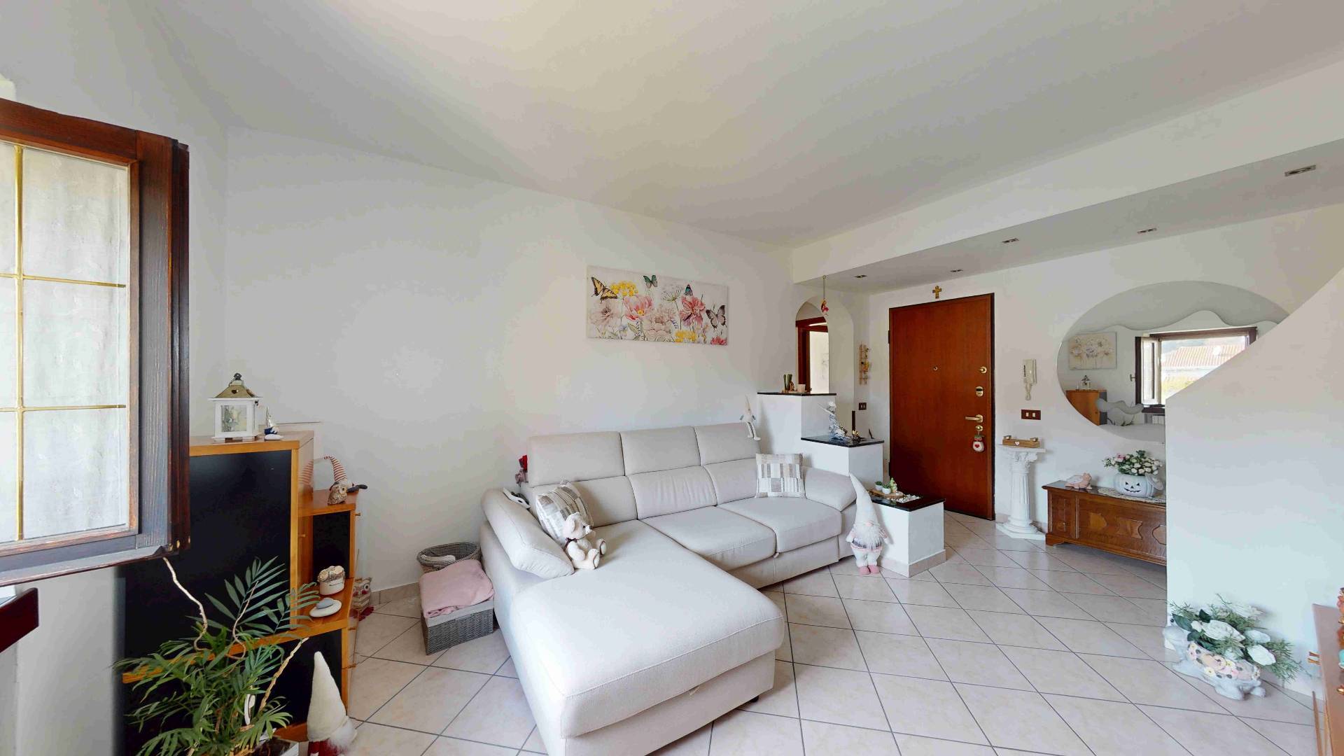 Appartamento in vendita a Tradate