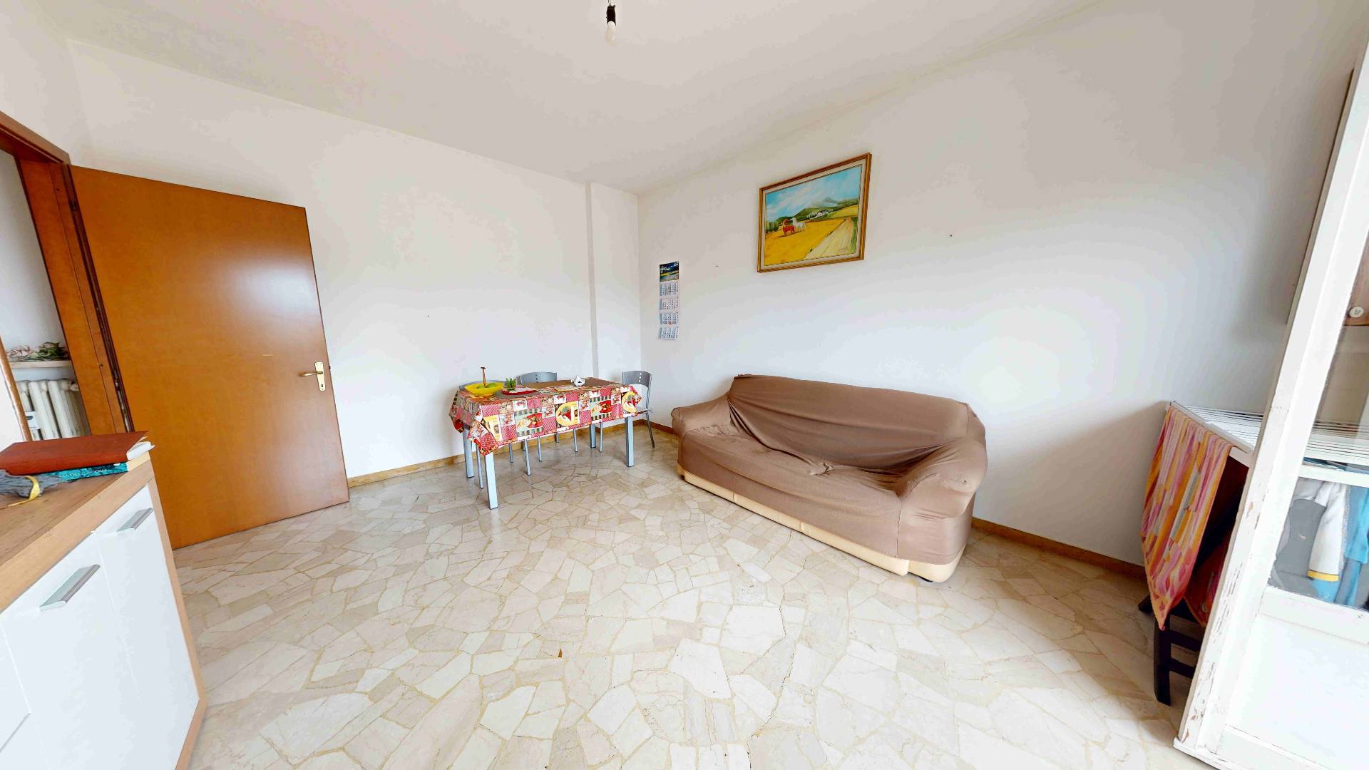 Appartamento in vendita a Tradate, SEMI-CENTRO