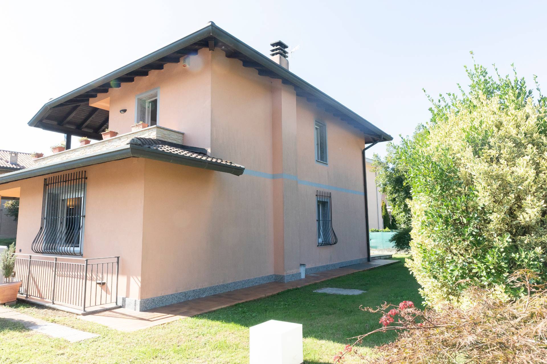 Villa in vendita a Tradate