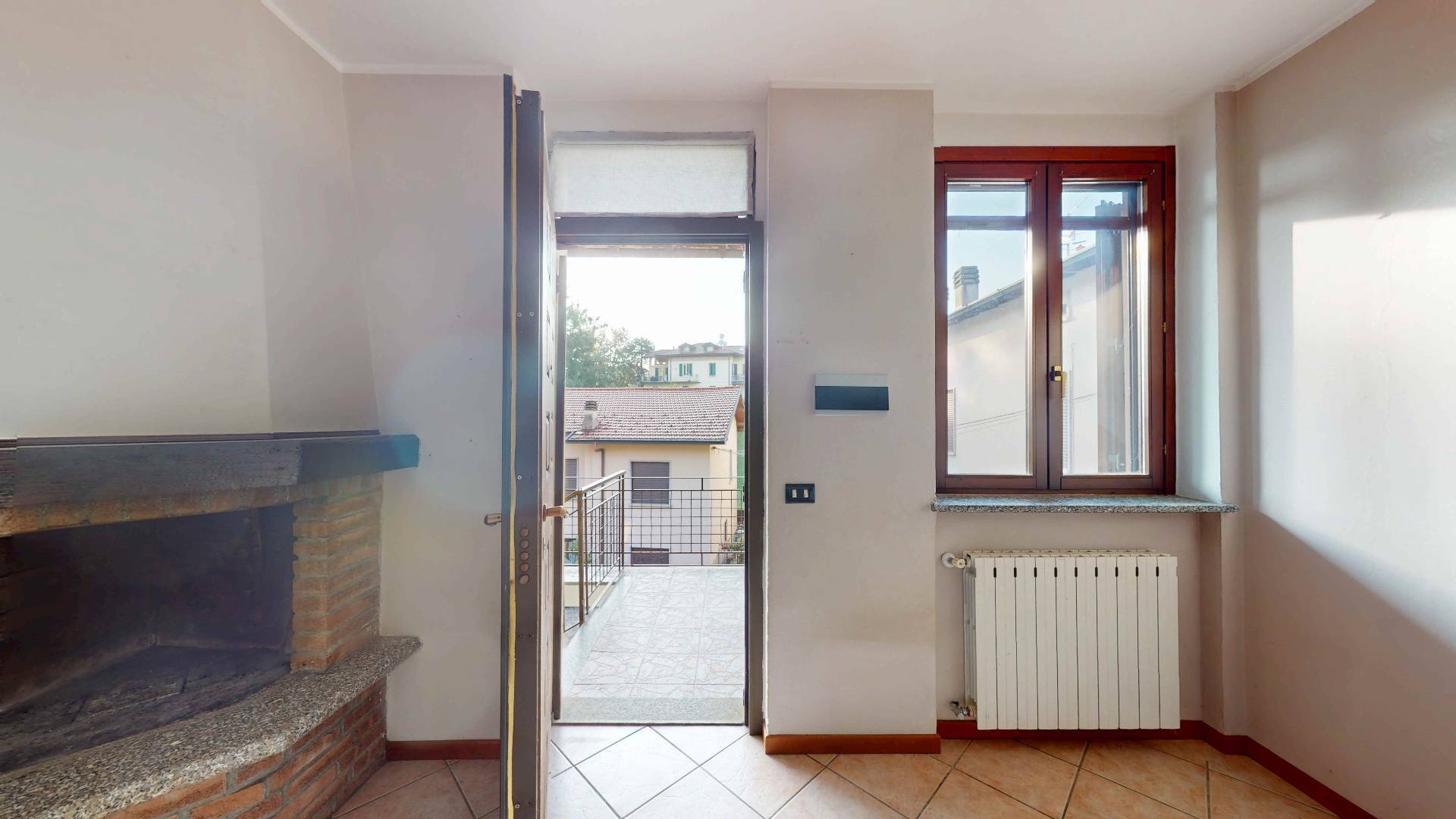 Appartamento in vendita a Buguggiate