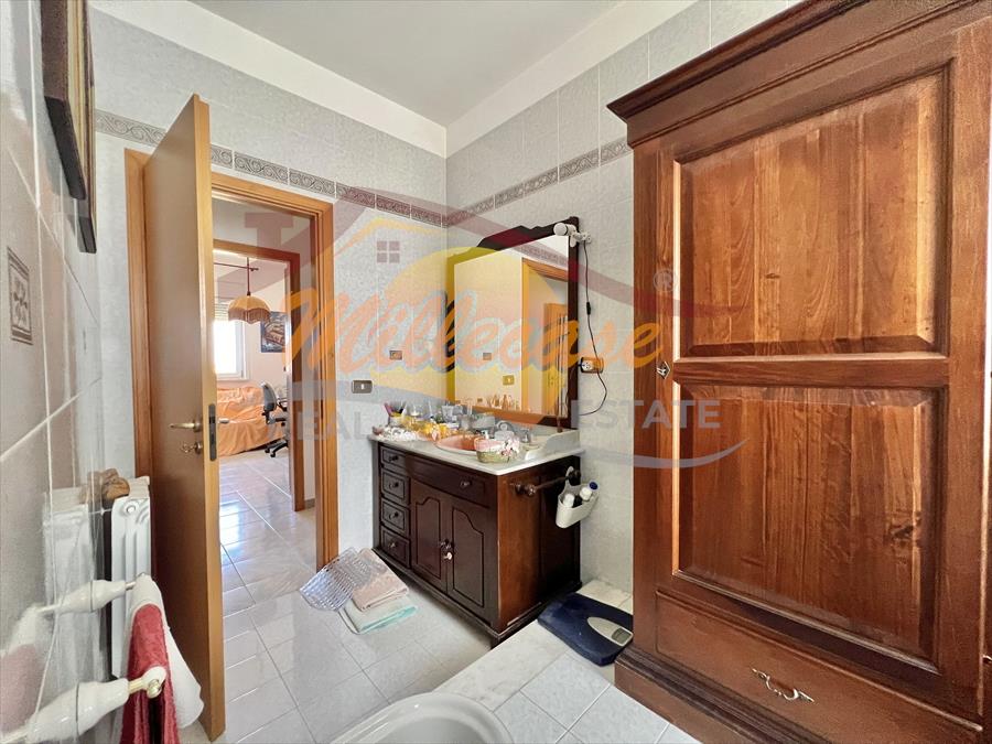 Appartamento con box in via ozanam, Siracusa