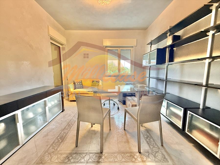 Appartamento con box in pressi parco ozanam, Siracusa