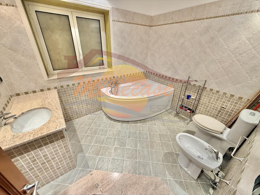 Appartamento con box in pressi parco ozanam, Siracusa