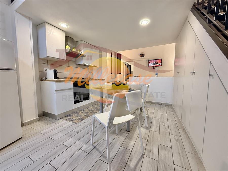 Trilocale ristrutturato in viale luigi cadorna, Siracusa