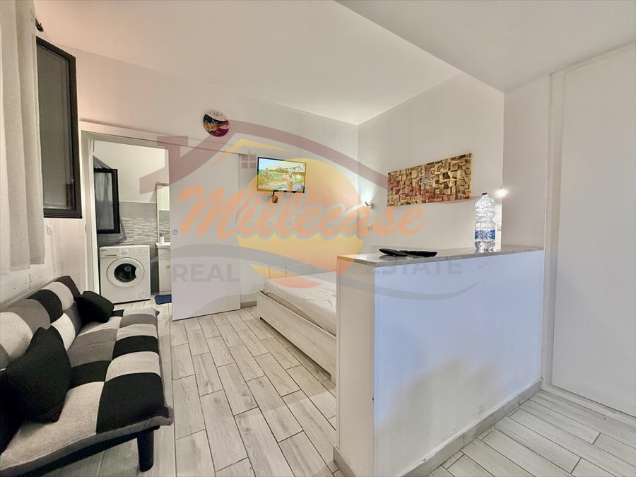 Trilocale ristrutturato in viale luigi cadorna, Siracusa