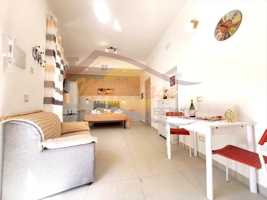 Monolocale ristrutturato in viale tunisi, Siracusa