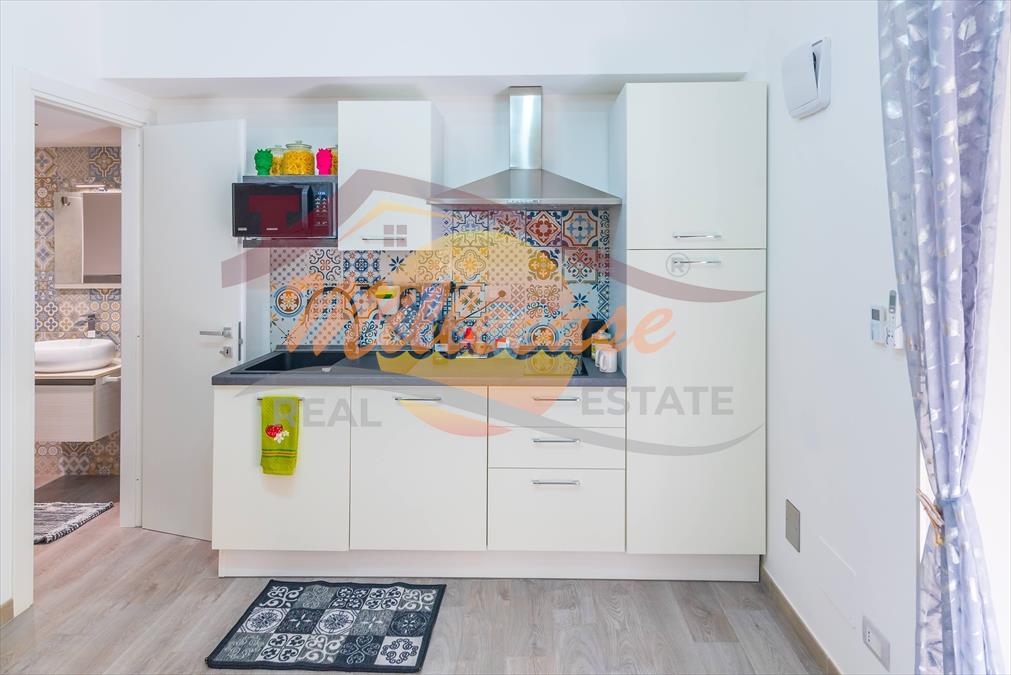 Bilocale ristrutturato in via catania, Siracusa