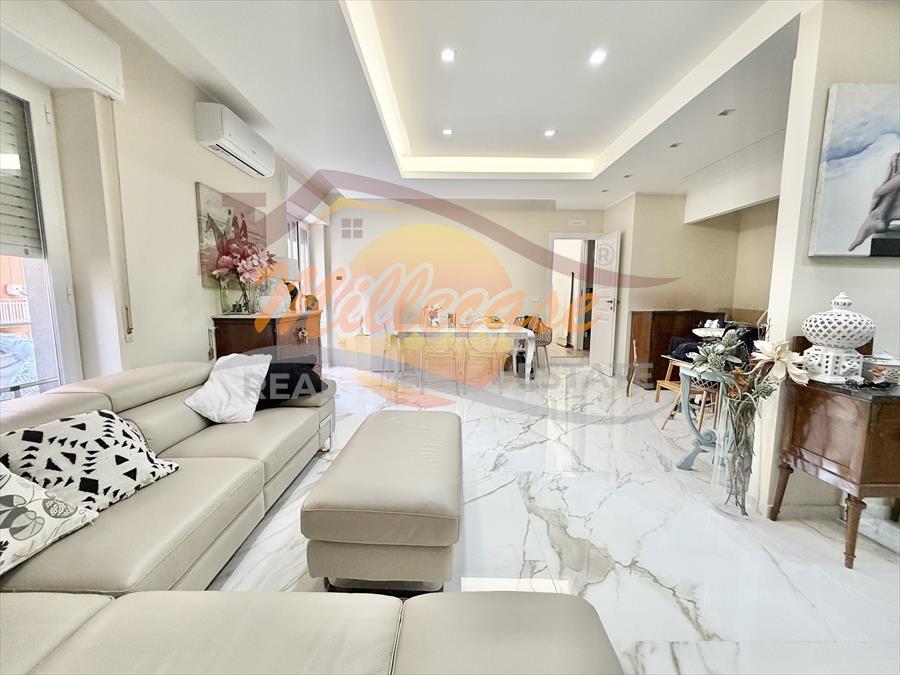 Quadrilocale ristrutturato in viale santa panagia, Siracusa