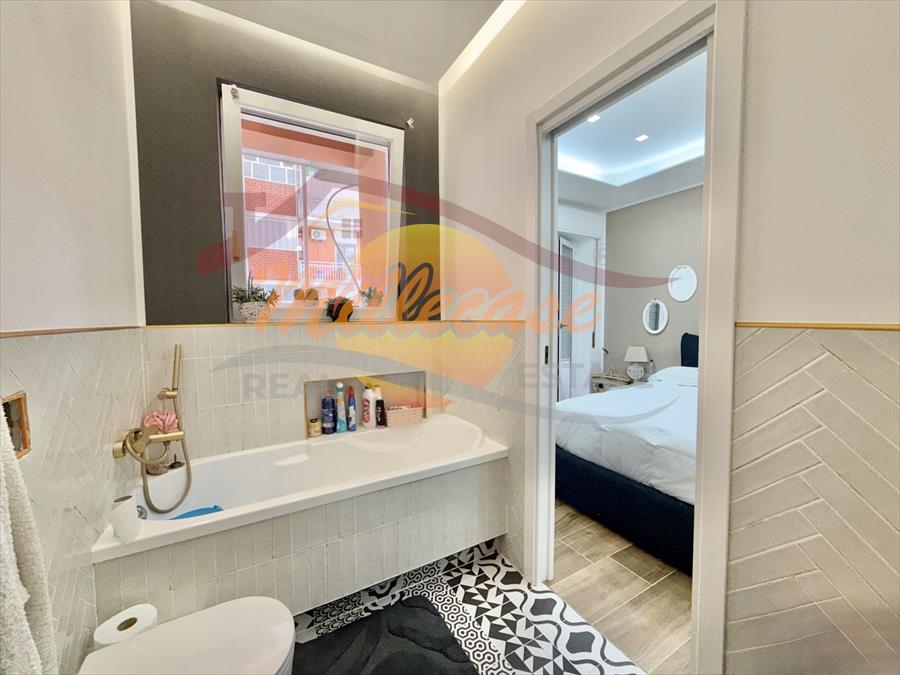 Quadrilocale ristrutturato in viale santa panagia, Siracusa