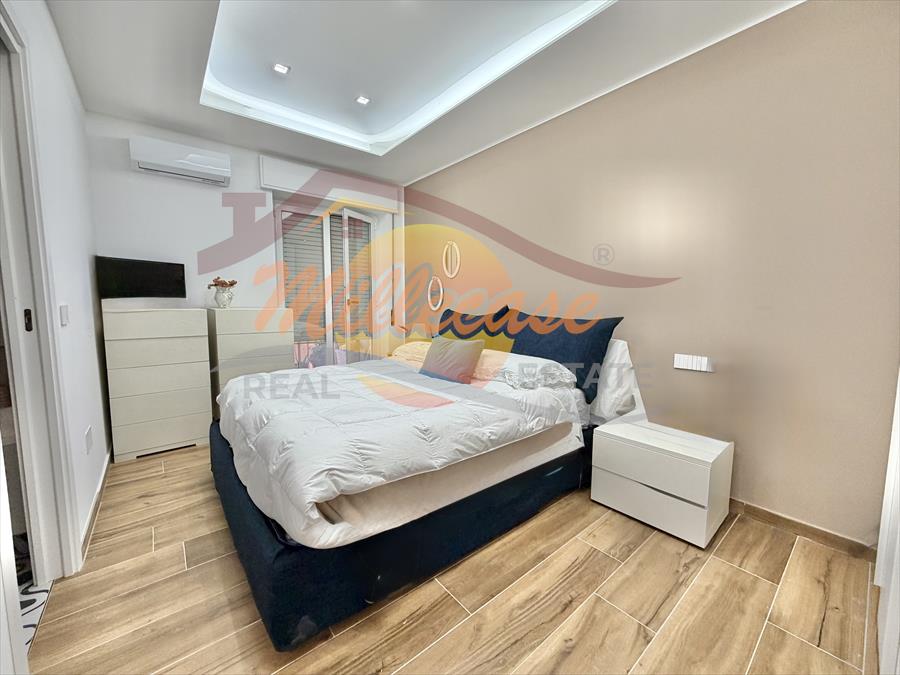 Quadrilocale ristrutturato in viale santa panagia, Siracusa