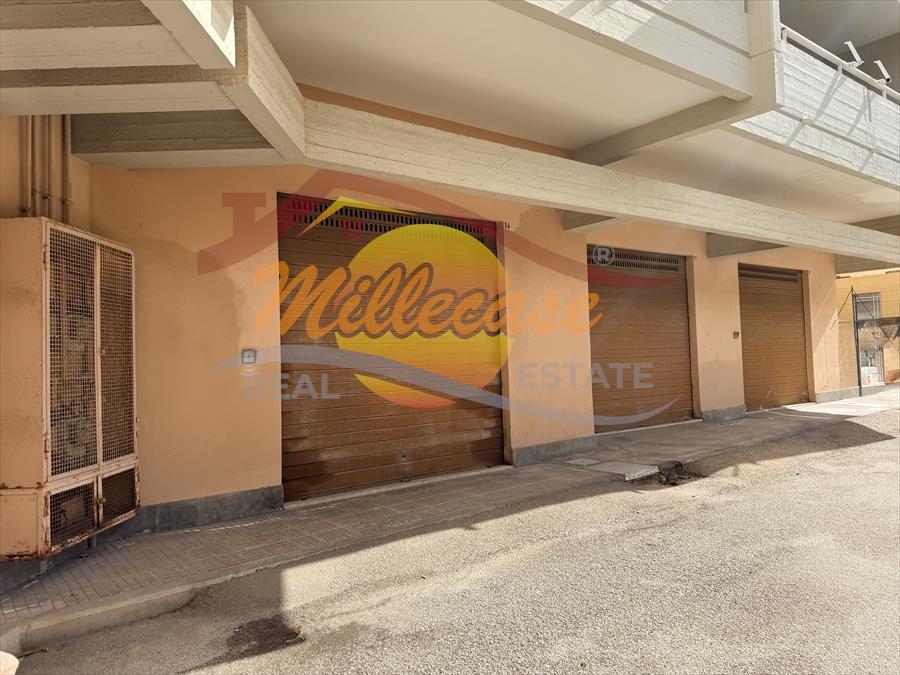 Box/Garage 35mq in vendita in viale tica, Siracusa