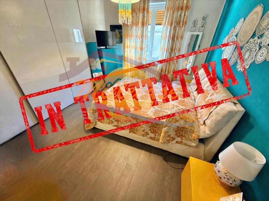 Attico ristrutturato in via pietro novelli, Siracusa