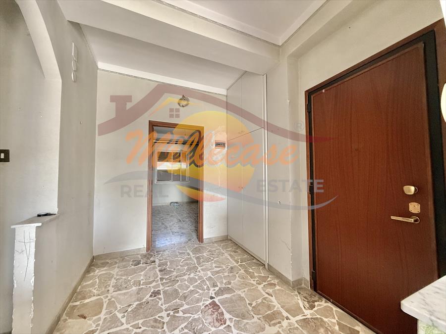 Appartamento da ristrutturare in via mascalucia, Siracusa