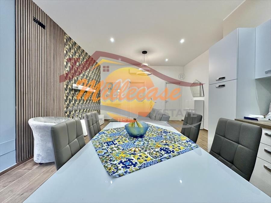 Bilocale ristrutturato in via austria, Siracusa