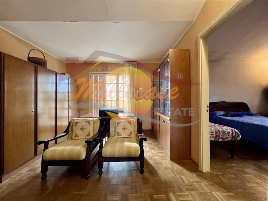 Villa con giardino in via priamo, Siracusa