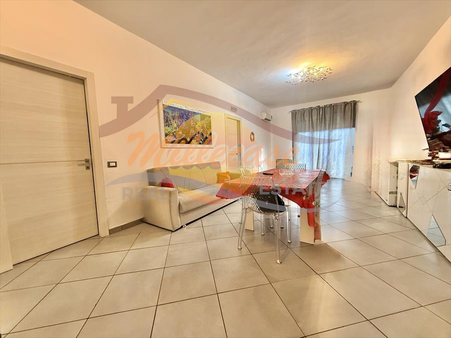 Quadrilocale ristrutturato in via tica, Siracusa