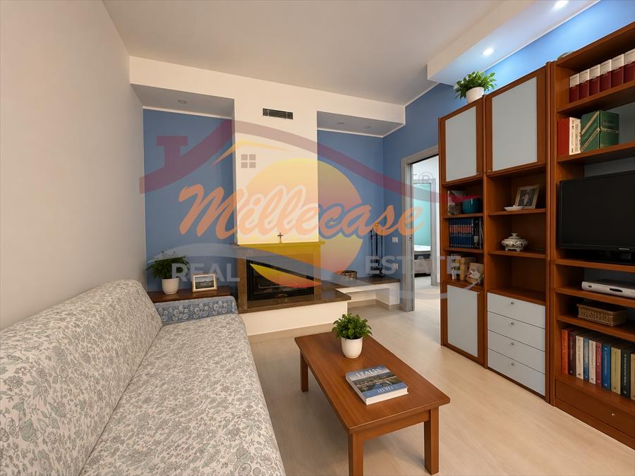 Villa con giardino, Siracusa fontane bianche