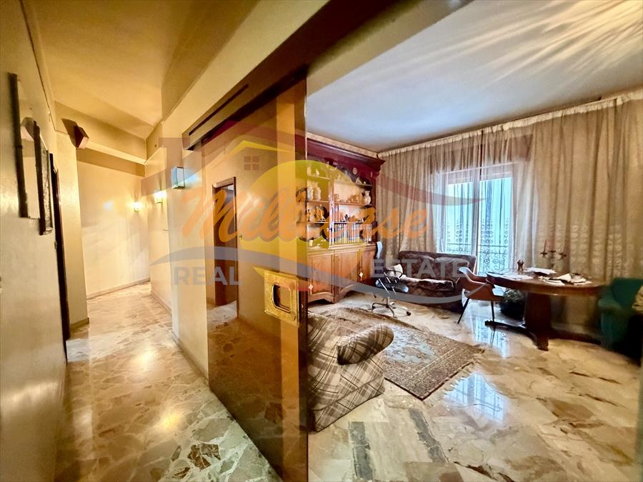 Appartamento da ristrutturare in corso gelone, Siracusa