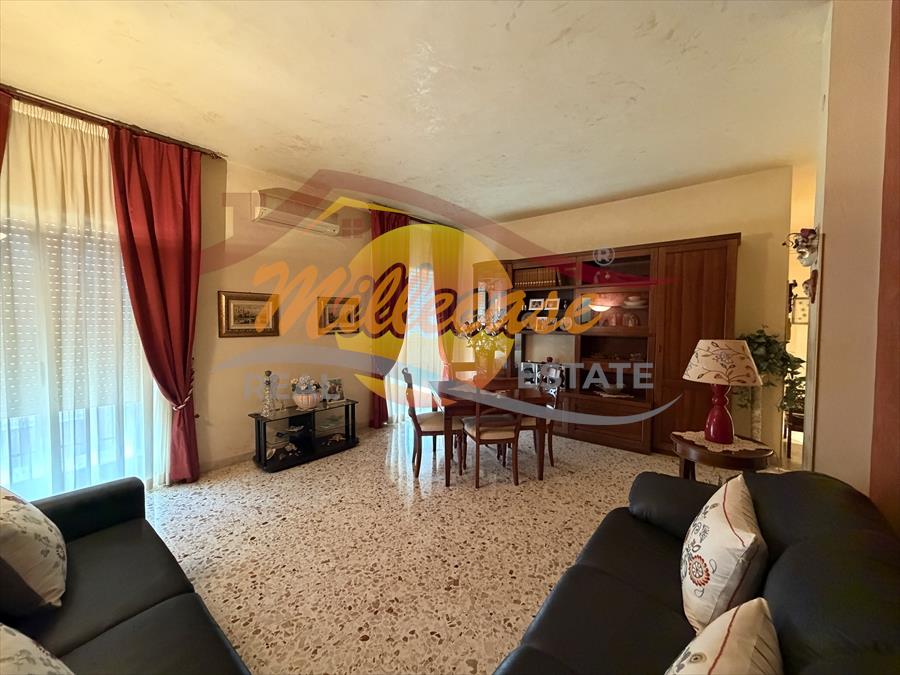 Quadrilocale ristrutturato in viale tisia, Siracusa