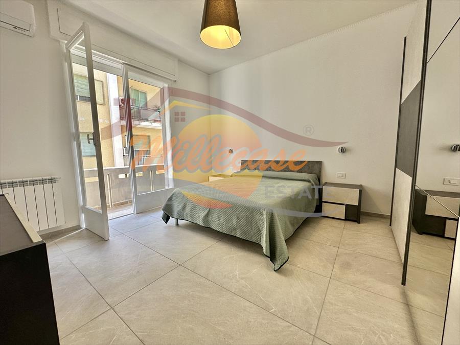Trilocale ristrutturato in via adige, Siracusa