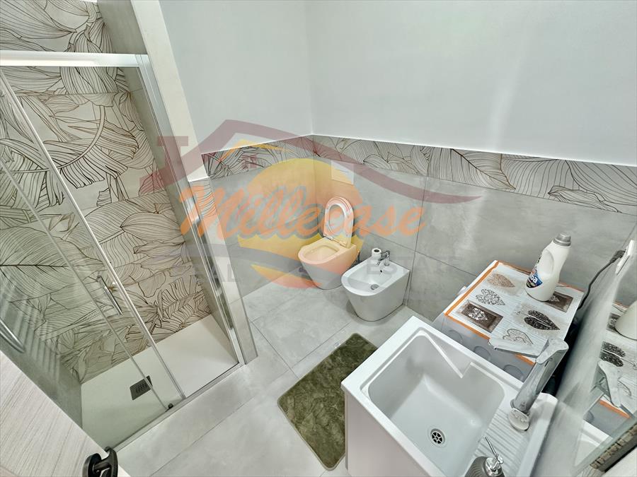 Trilocale ristrutturato in via adige, Siracusa