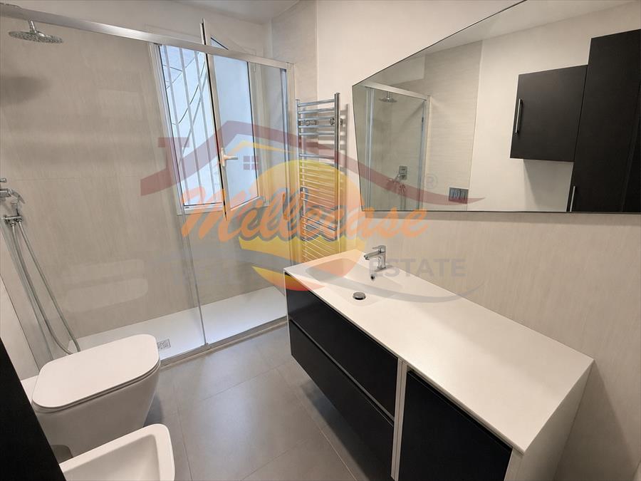 Casa indipendente ristrutturata in via carso, Siracusa
