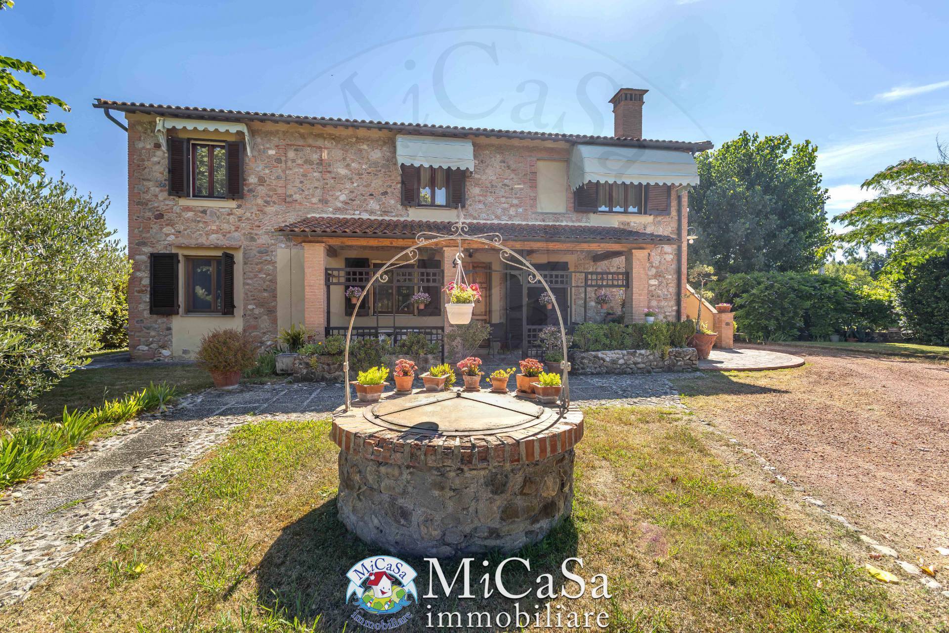 Villa in vendita a Terricciola
