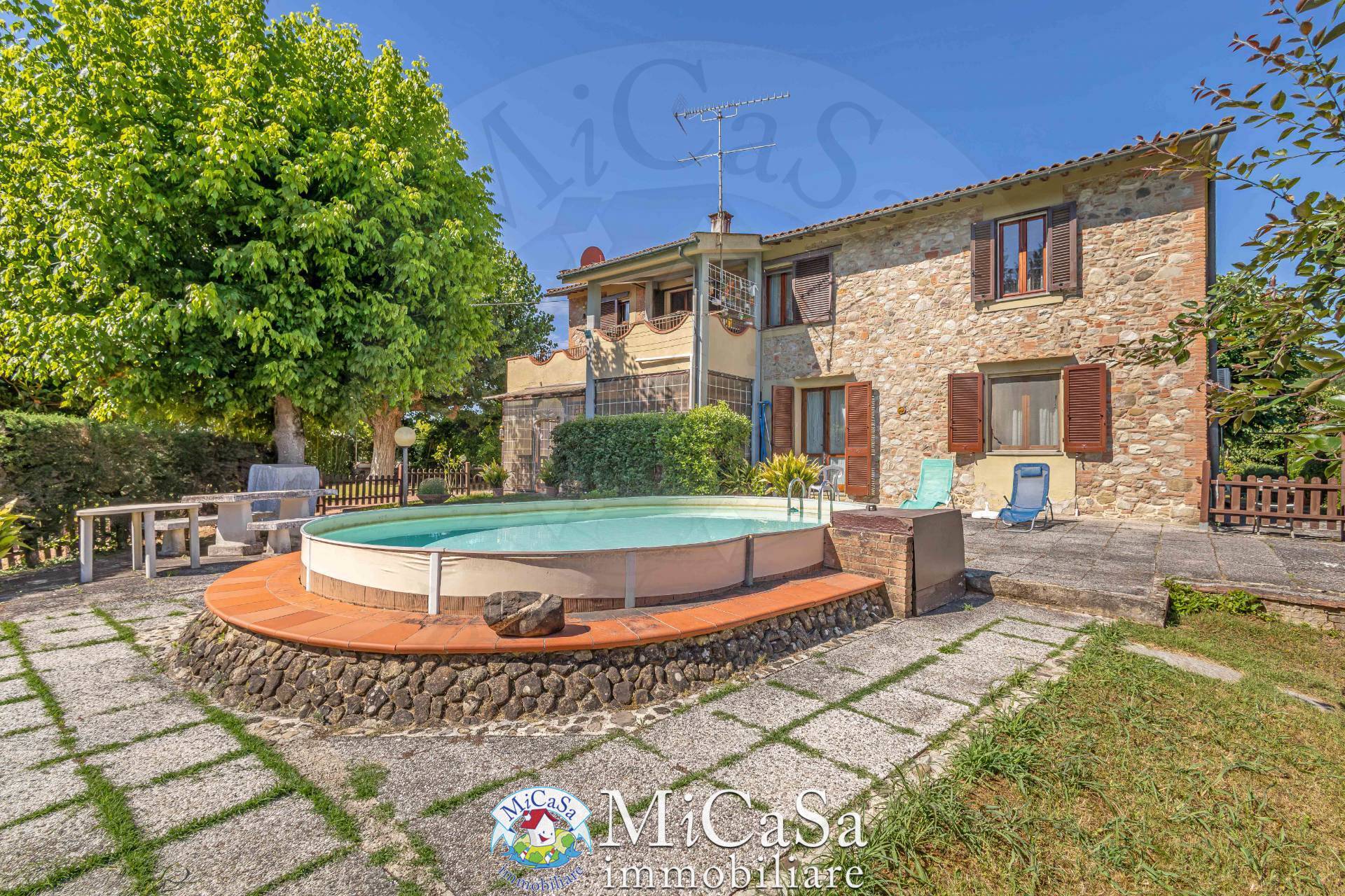 Villa in vendita a Terricciola