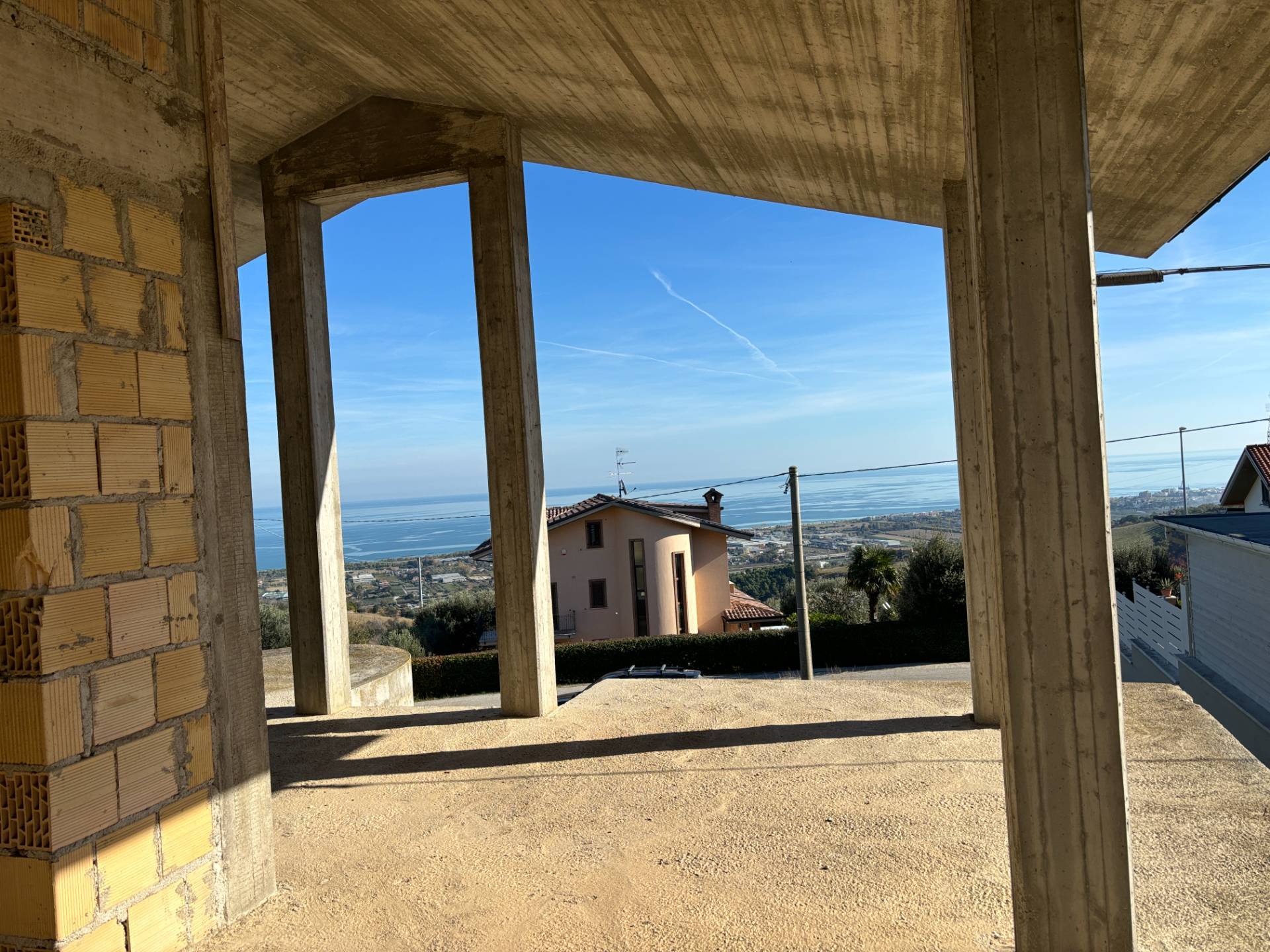 CASA/VILLA in vendita a Colonnella