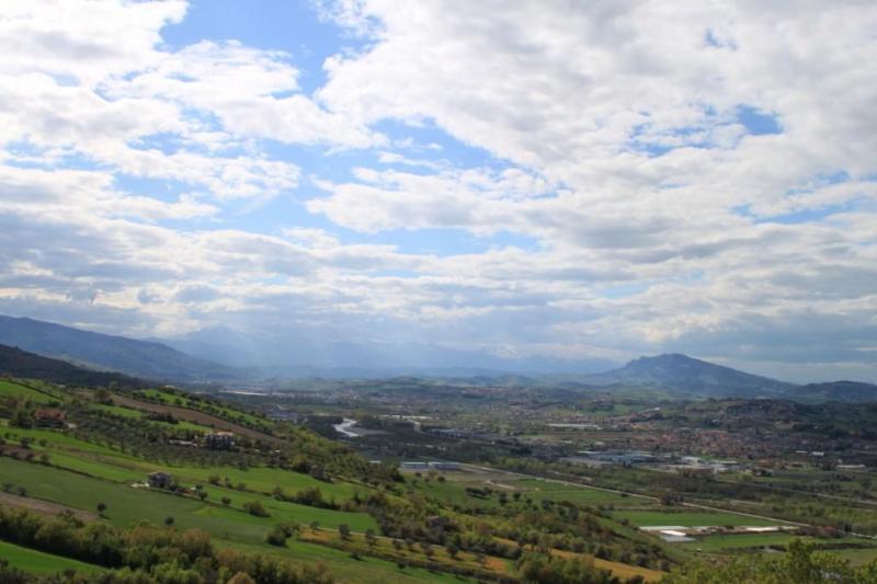 CASA COLONICA in vendita a Controguerra
