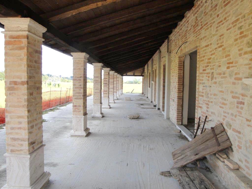 CASA COLONICA in vendita a Folignano