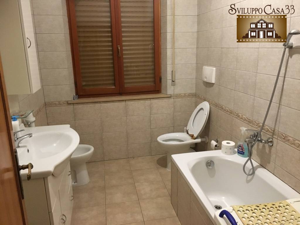 CASA COLONICA in vendita a Controguerra